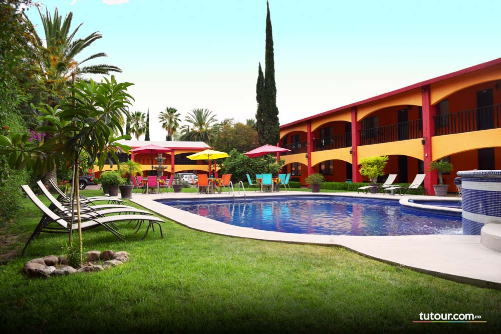 Hotel gloria 01