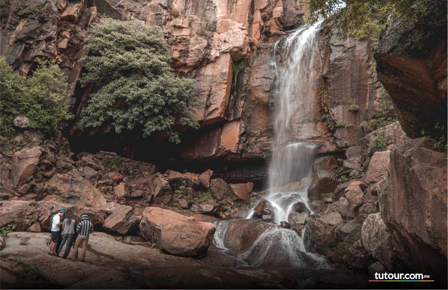 CASCADA DEL GARRUÑO  - CALVILL